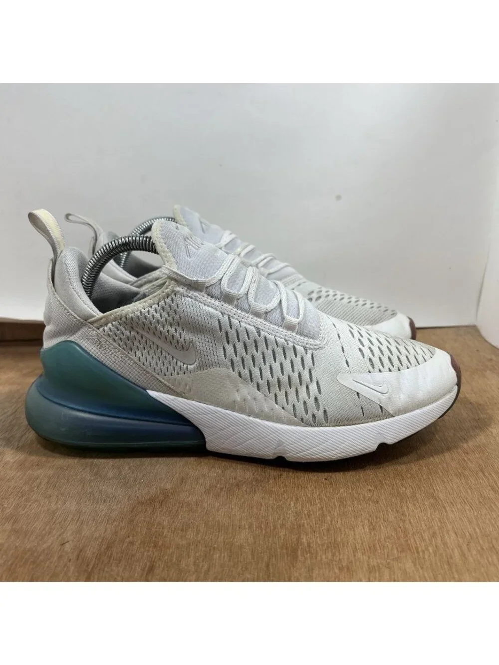 Nike Air Max 270 Men Size 8.5 Tea Berry Shoes White AQ7982-100 Sneaker Athletic